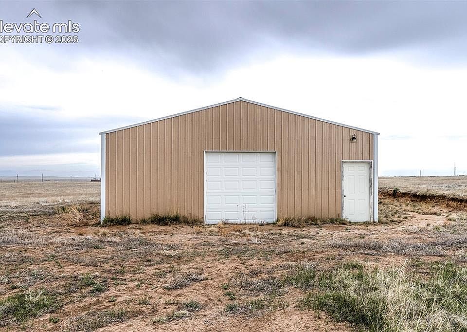 1st image of 33455 Fossinger Rd