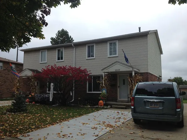 42427 Barchester Rd, Canton, MI 48187