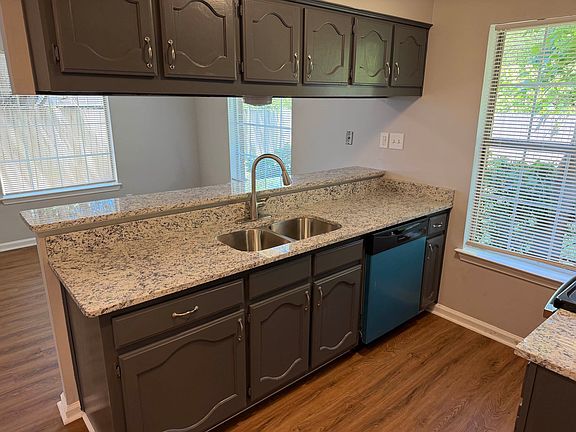 5th image of 1841 Black Bear Cir