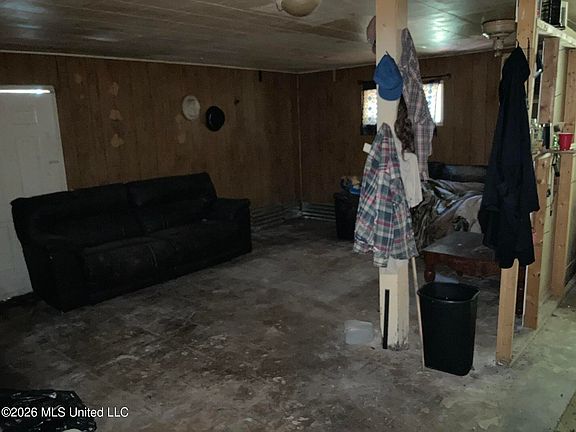 4th image of 4460 Welota Dr