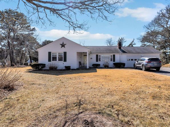3 Old Field Road