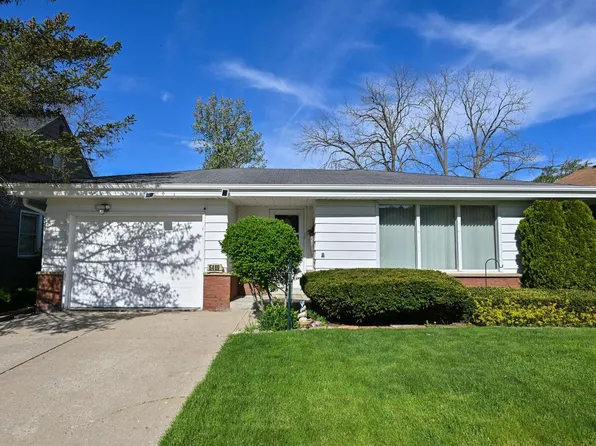 6469 N Garden Grove LANE, Glendale, WI 53209