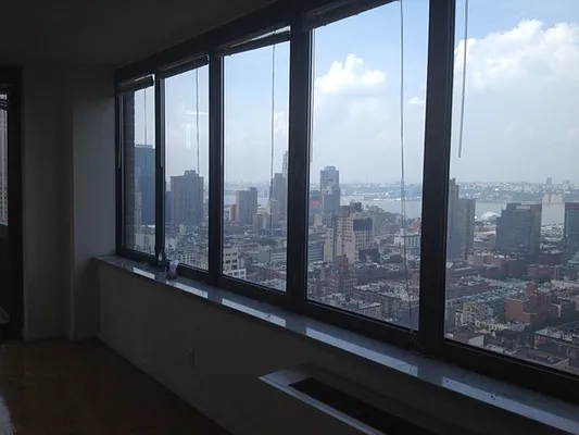 Rented by Symphony House Leasing Office | media 44