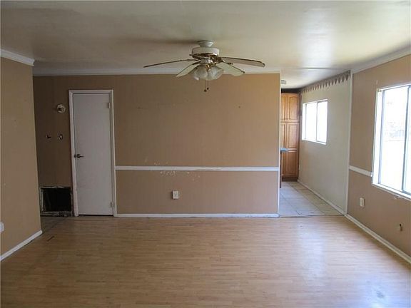 3rd image of 120 Carita Dr