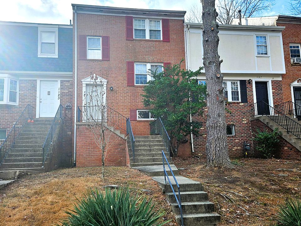 1st image of 1125 James Madison Cir