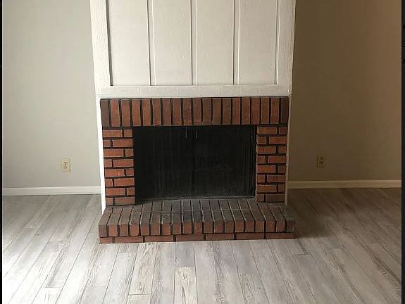 2nd image of 3248 Lupine Dr