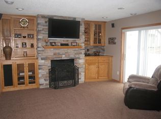 122 Stallion Ln, Lino Lakes, MN 55014