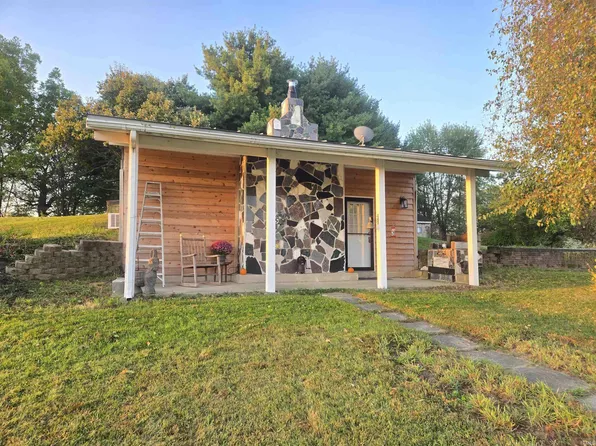 744 S 50 W, Albion, IN 46701