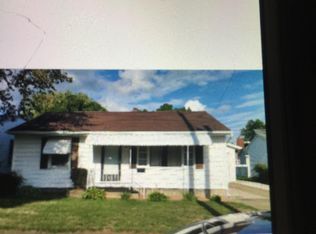 909 Race St, Dover, OH