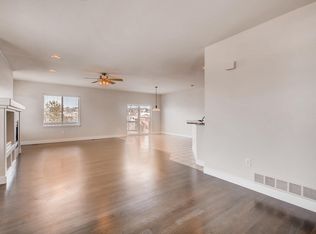 23701 E Otero Dr, Aurora, CO 80016