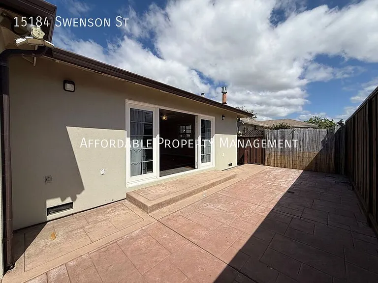 15184 Swenson St — Photo 24