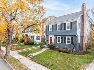 141 Hillside Ave, Pawtucket, RI 02906