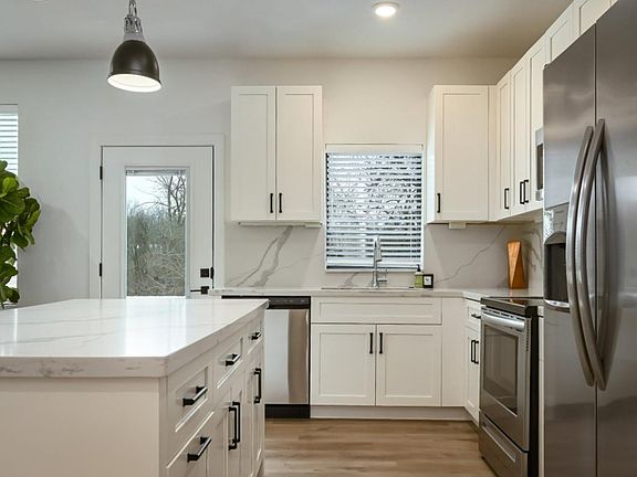 5th image of 6526 Marsh Ave