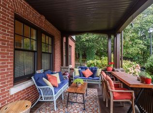 18 Eaton Ct, Wellesley, MA 02481