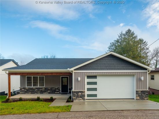 2622 Larwood Dr, Charleston, WV 25302
