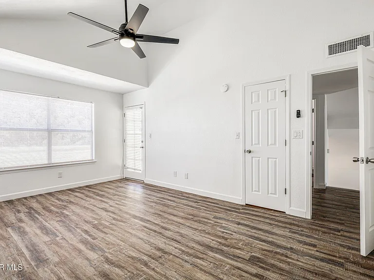1229 Diamond Cove Pl — Photo 34
