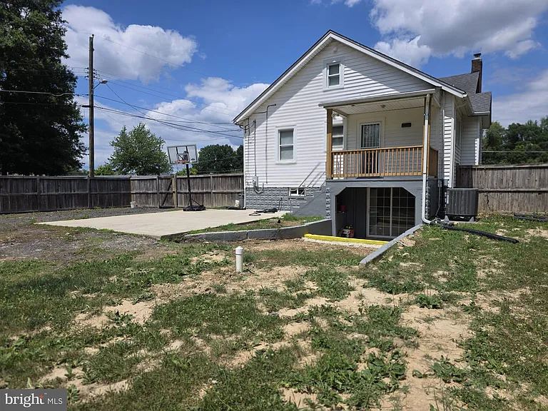 5815 Robin Ln — Photo 21