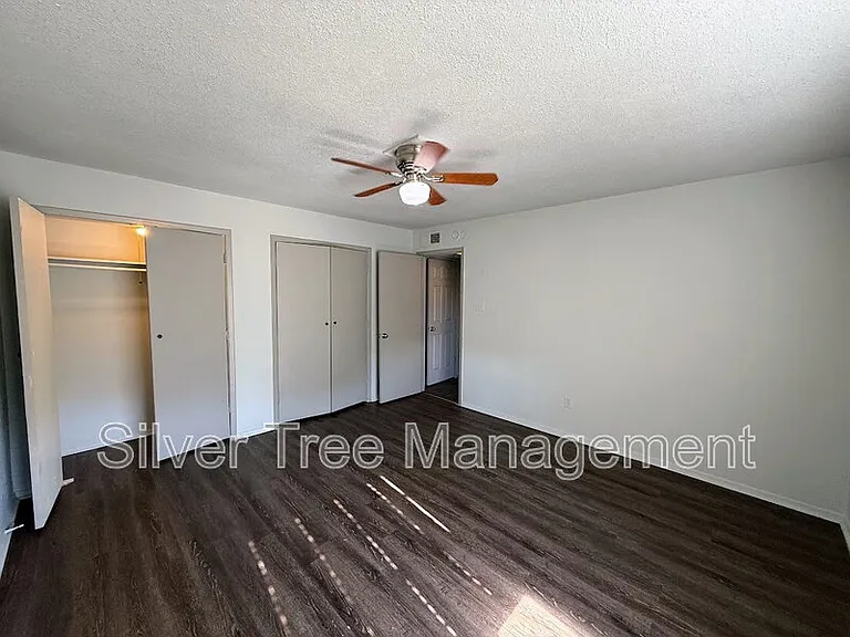4820 Wellesley Ave #A — Photo 19