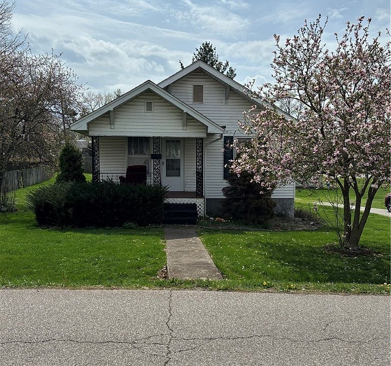 1st image of 205 E Arthur Street