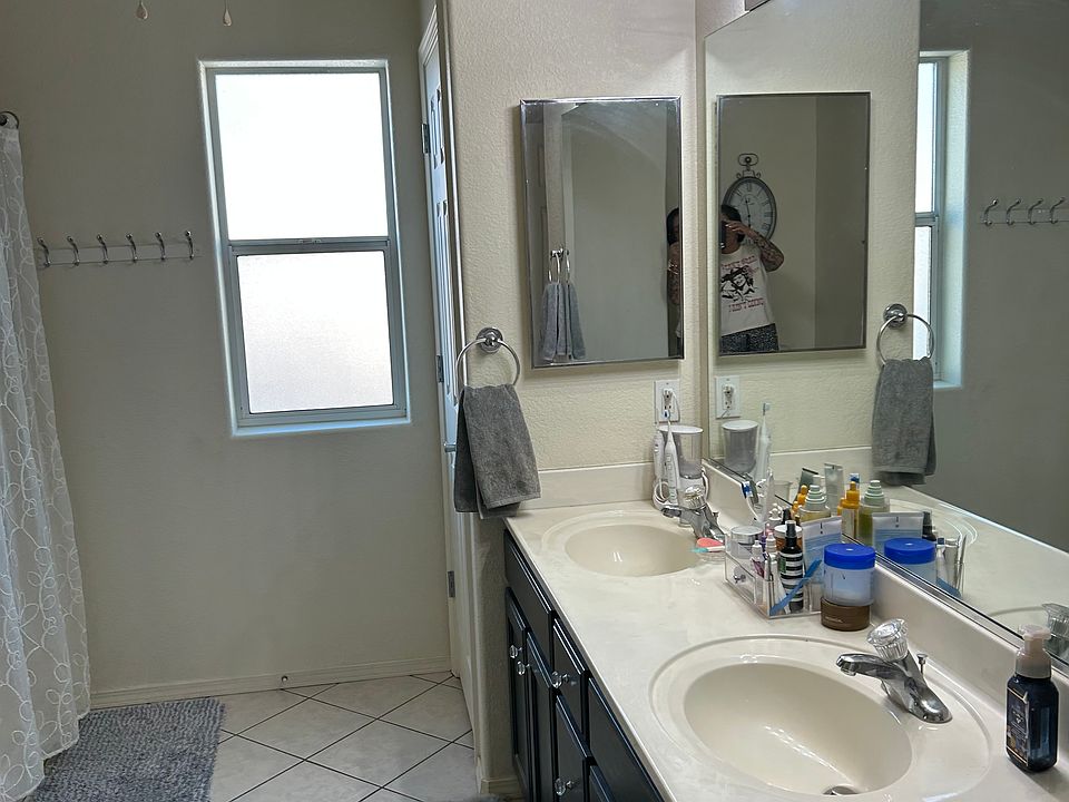 1st image of 4424 S Donald Pl