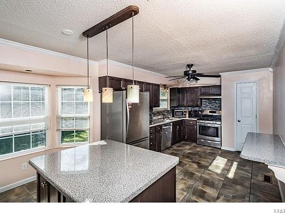 2nd image of 1880 Flordawn Dr