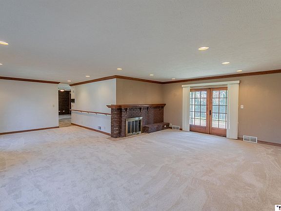 2nd image of 500 S Cotner Blvd