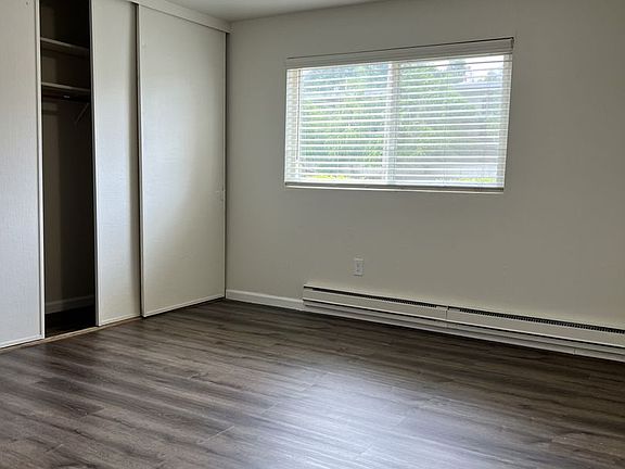 4th image of 10300 Des Moines Memorial Dr S APT 315