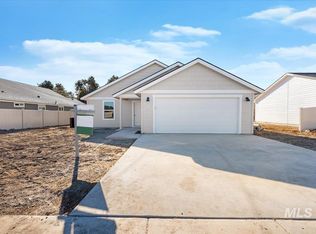 785 Rambling Rose Ave, Wilder, ID 83676