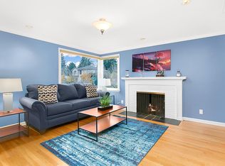 4122 NE 60th St, Seattle, WA 98115