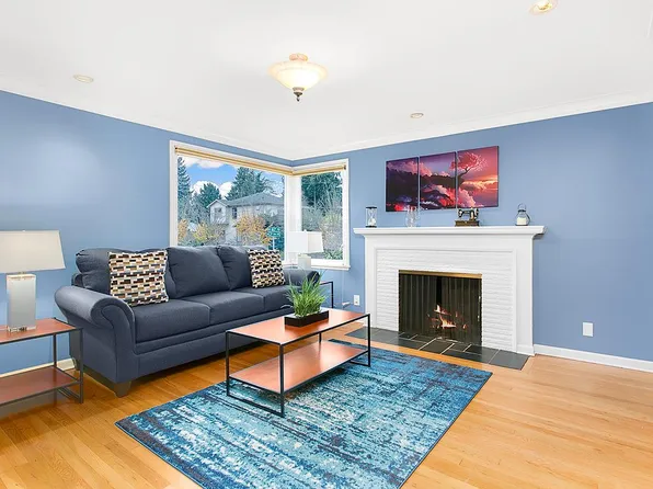 4122 NE 60th St, Seattle, WA 98115