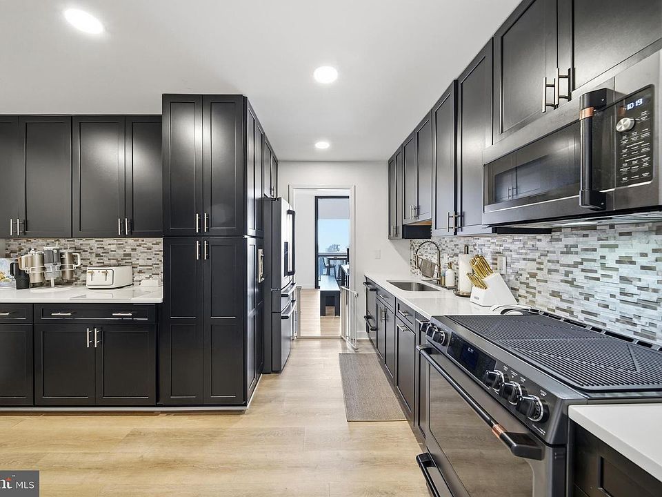 1st image of 6101 Edsall Rd APT 1805
