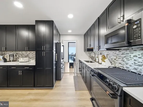 6101 Edsall Rd APT 1805, Alexandria, VA 22304