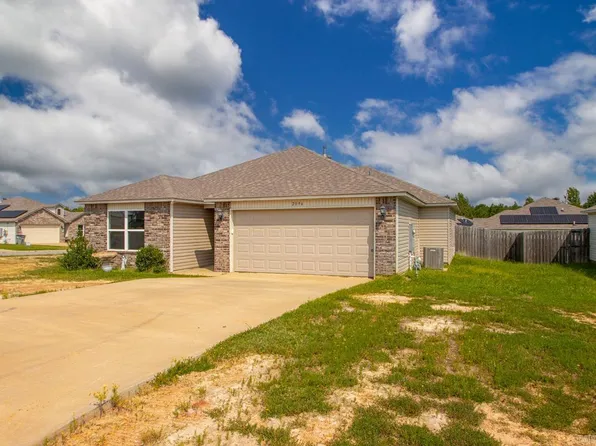 2096 River Birch Trl, Bauxite, AR 72011