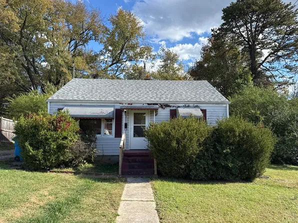 1415 Fresno St NW, Roanoke, VA 24017