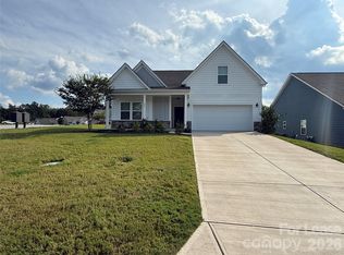 201 Old Harbor Dr, Mount Gilead, NC 27306