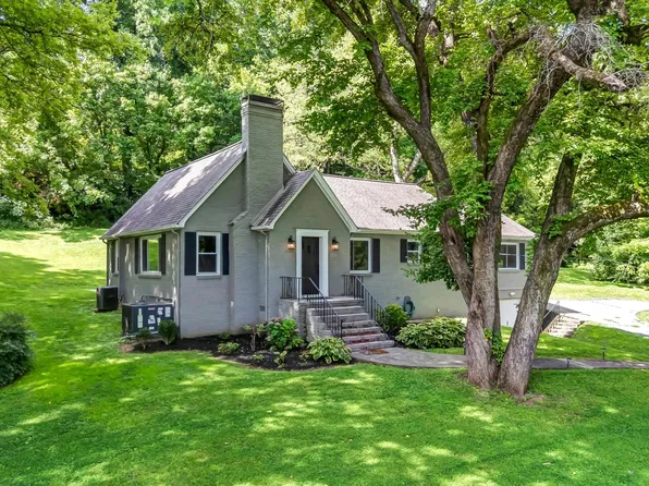 5004 Holston Dr, Knoxville, TN 37914