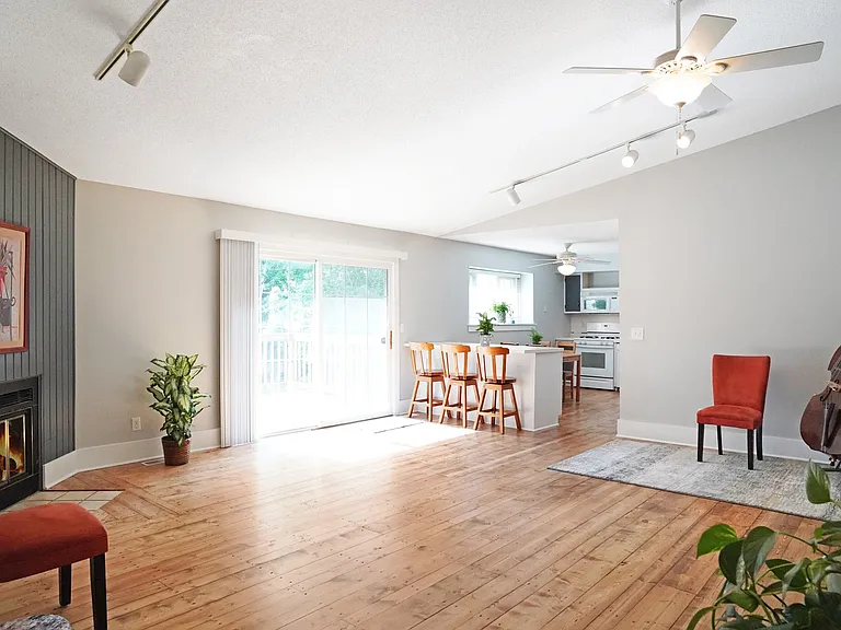 1104 S Marietta Dr — Photo 4