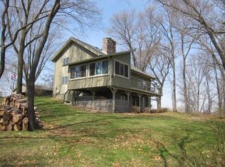 S2958 Golf Course Rd, Reedsburg, WI 53959
