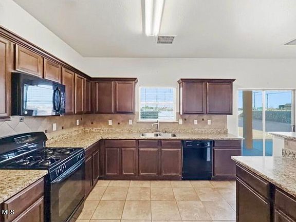 5th image of 2200 Sparrow Point St