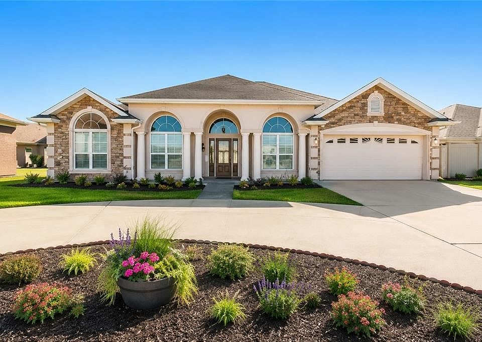 1st image of 11424 Campbell Ln