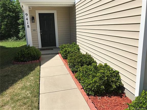 3rd image of 9418 Tavistock Ct