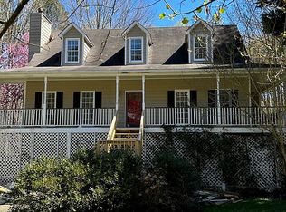 121 Glenmark Ln, Dallas, GA 30157