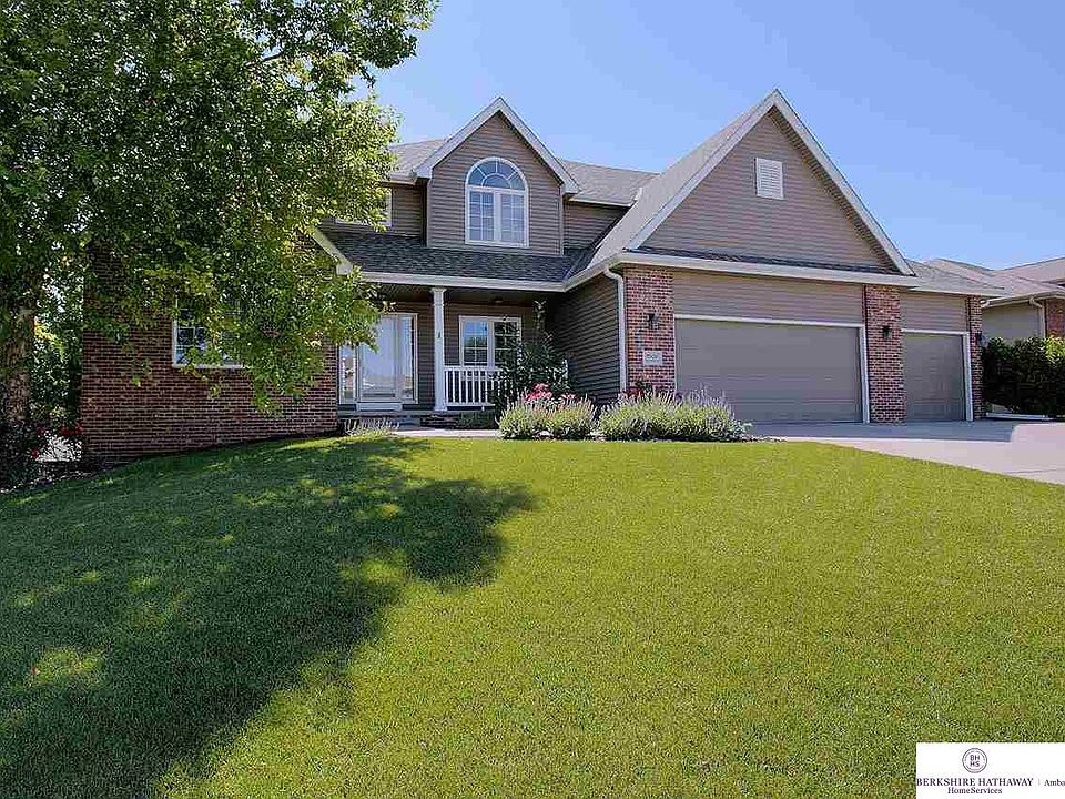 2nd image of 7209 S 169th St