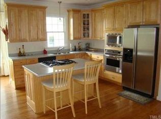 105 Gardner Cir, Chapel Hill, NC 27516