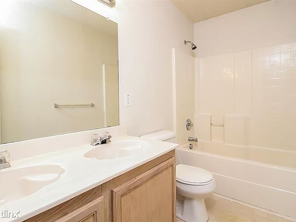 4th image of 3411 Clydesdale Dr
