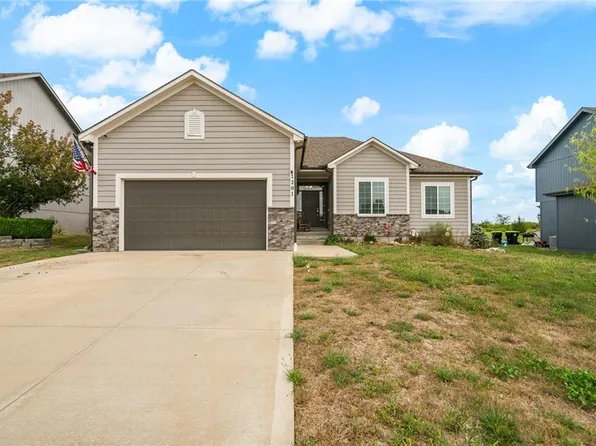 1201 Mesa Dr, Belton, MO 64012