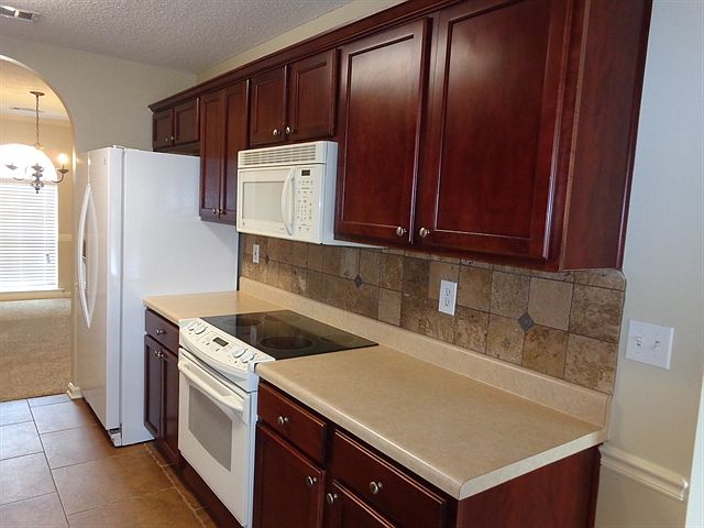 2nd image of 4139 Amherst Dr #00