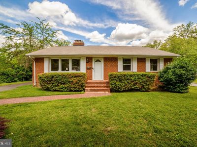 7536 Axton St, Springfield, VA, 22151