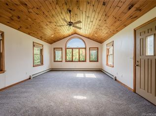 32R Millers Pond Rd #R, Quaker Hill, CT 06375