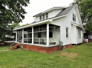 111 N 14th Ave, Hopewell, VA 23860